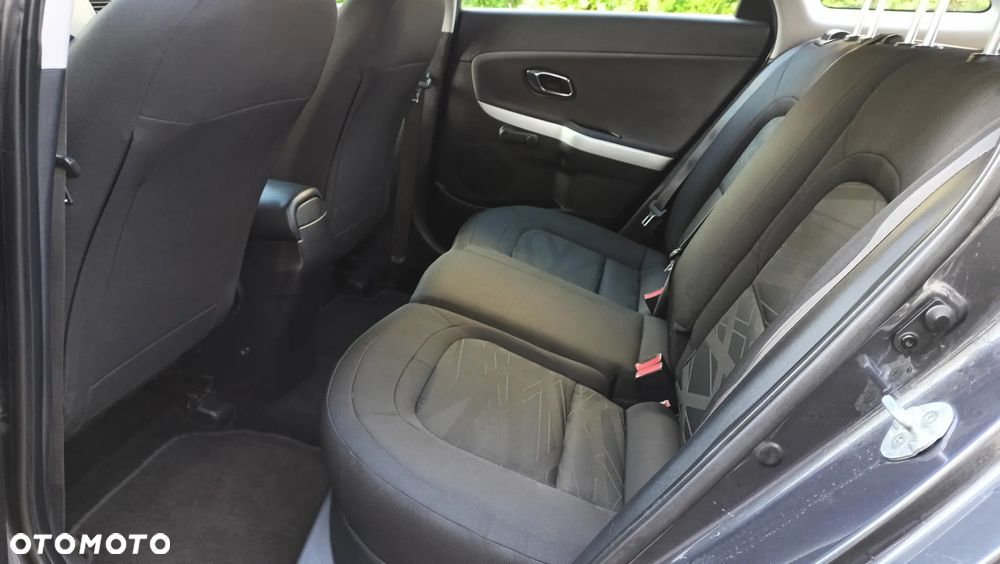 Kia Ceed 1.6 GDI M - 16