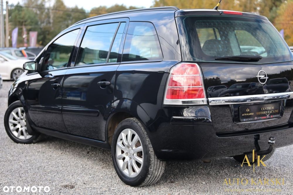 Opel Zafira - 13