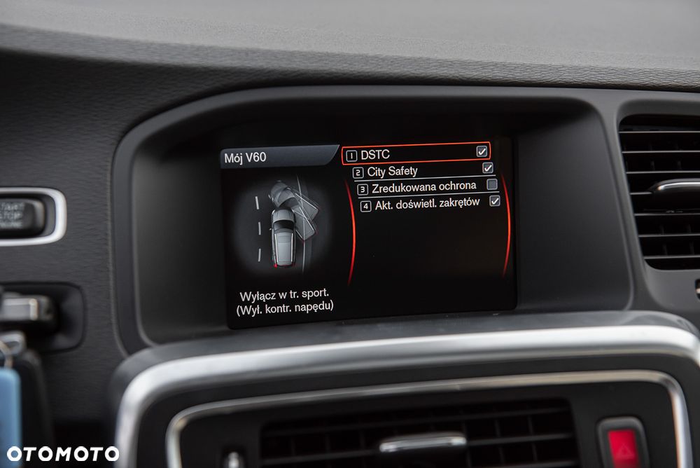 Volvo V60 D3 Summum - 26