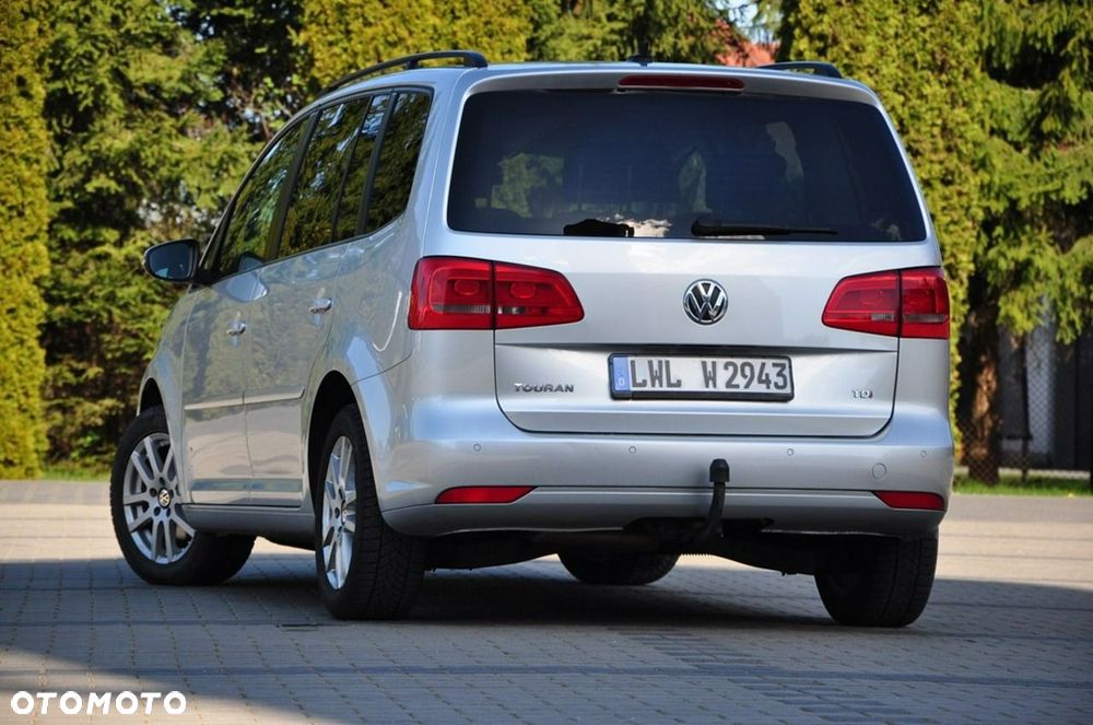 Volkswagen Touran - 22
