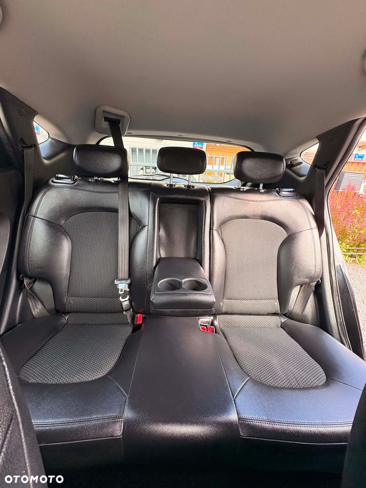 Hyundai ix35 1.6 GDI Comfort 2WD - 2