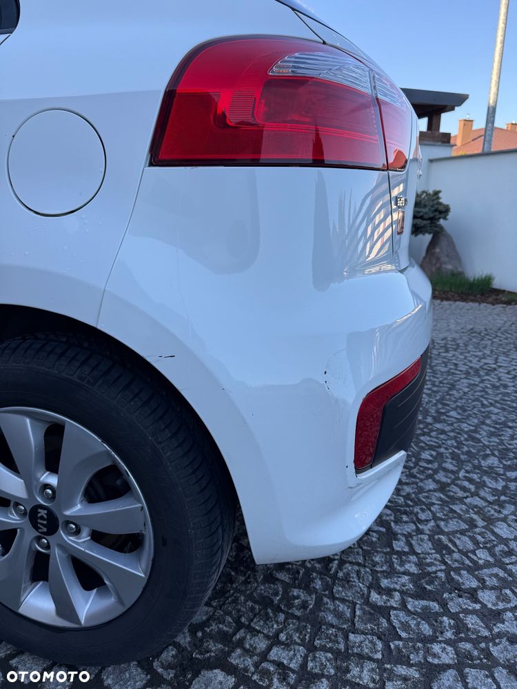 Kia Rio - 7