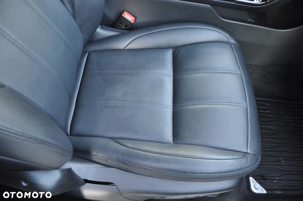 Land Rover Range Rover Evoque D165 R-Dynamic S - 23