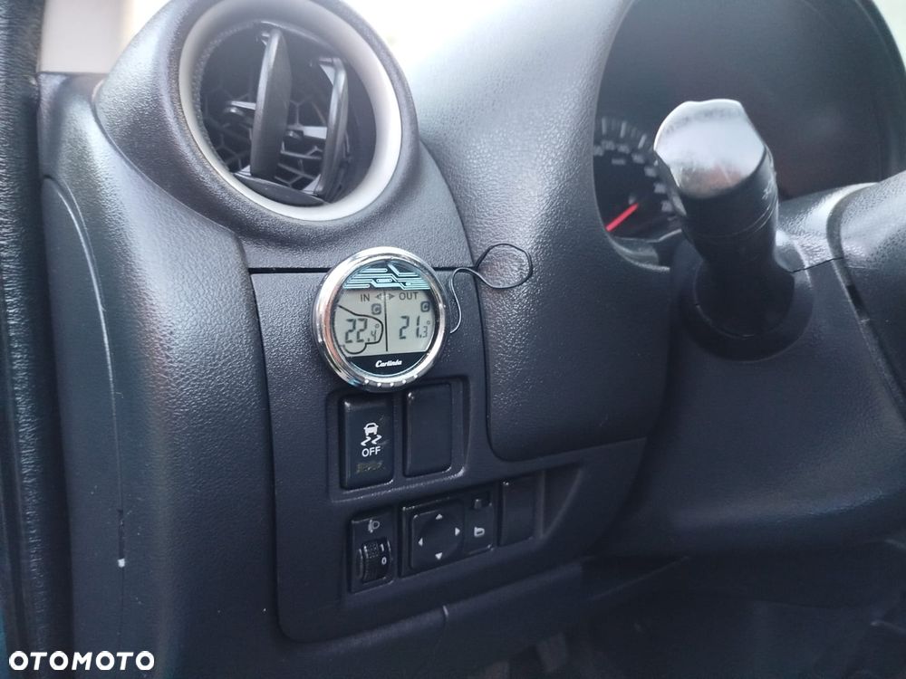 Nissan Micra - 25