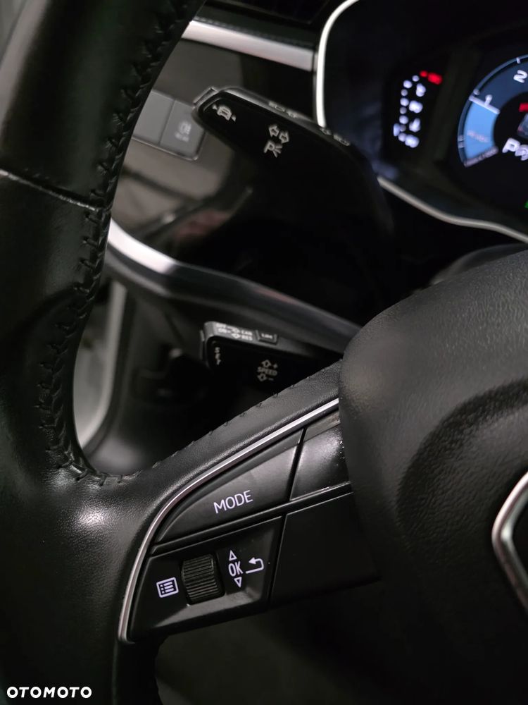 Audi Q3 35 TDI S tronic - 21