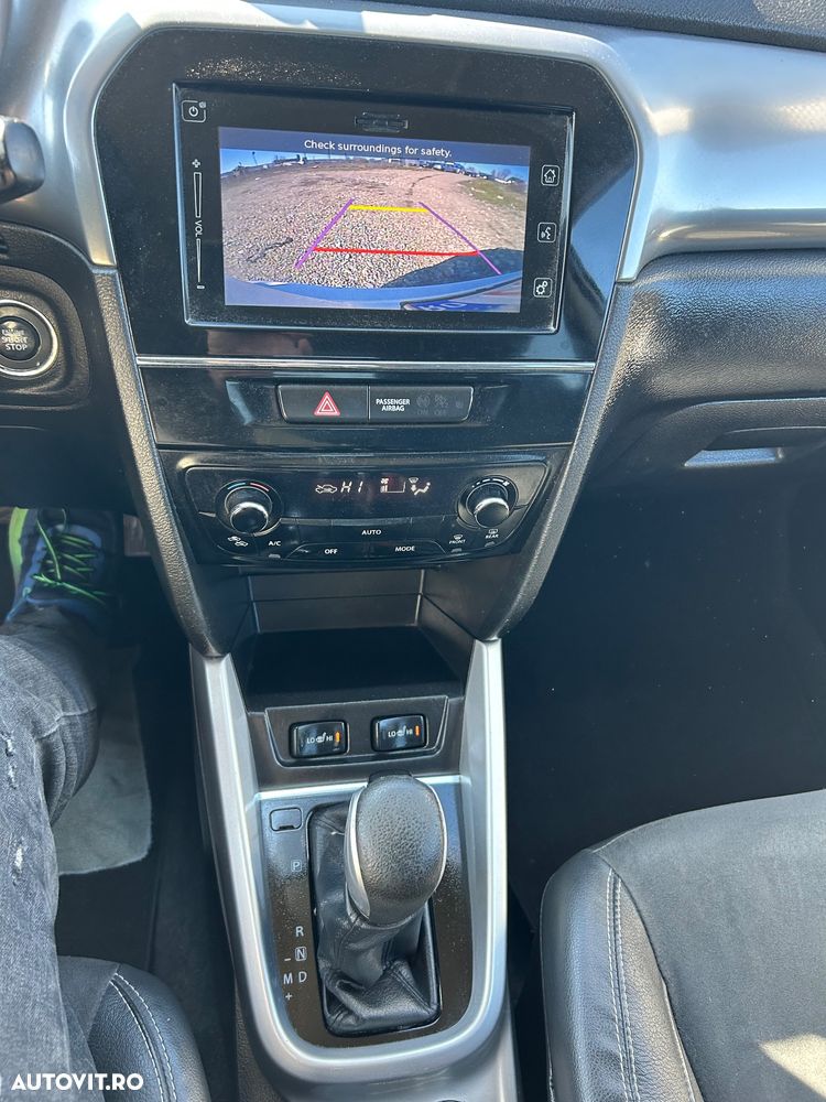 Suzuki Vitara 1.6 DDIS 4X4 Luxus Aut. - 9