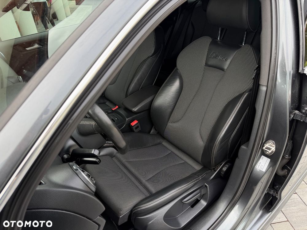 Audi A3 Sportback 2.0 TDI (clean diesel) quattro S tronic S line Sportpaket - 27