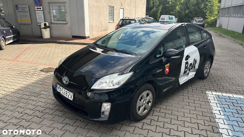Toyota Prius 1.8 HSD Prestige - 10