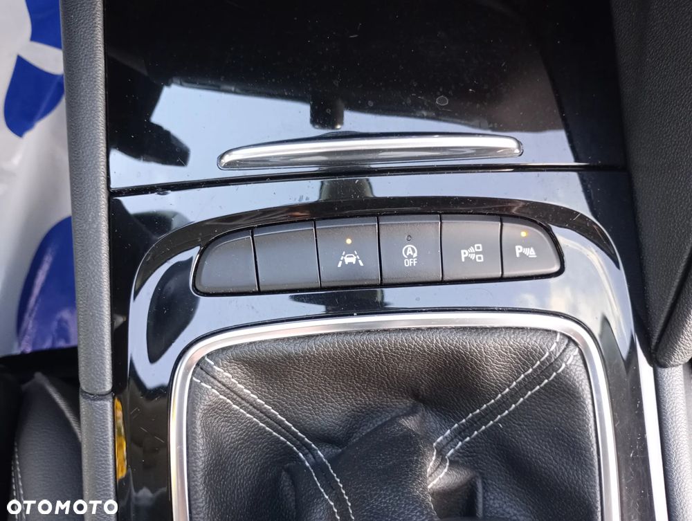 Opel Insignia 2.0 Ultimate Exclusive - 33