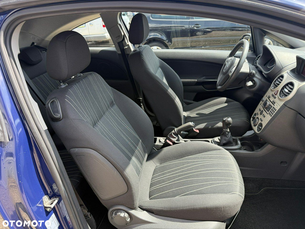 Opel Corsa - 18