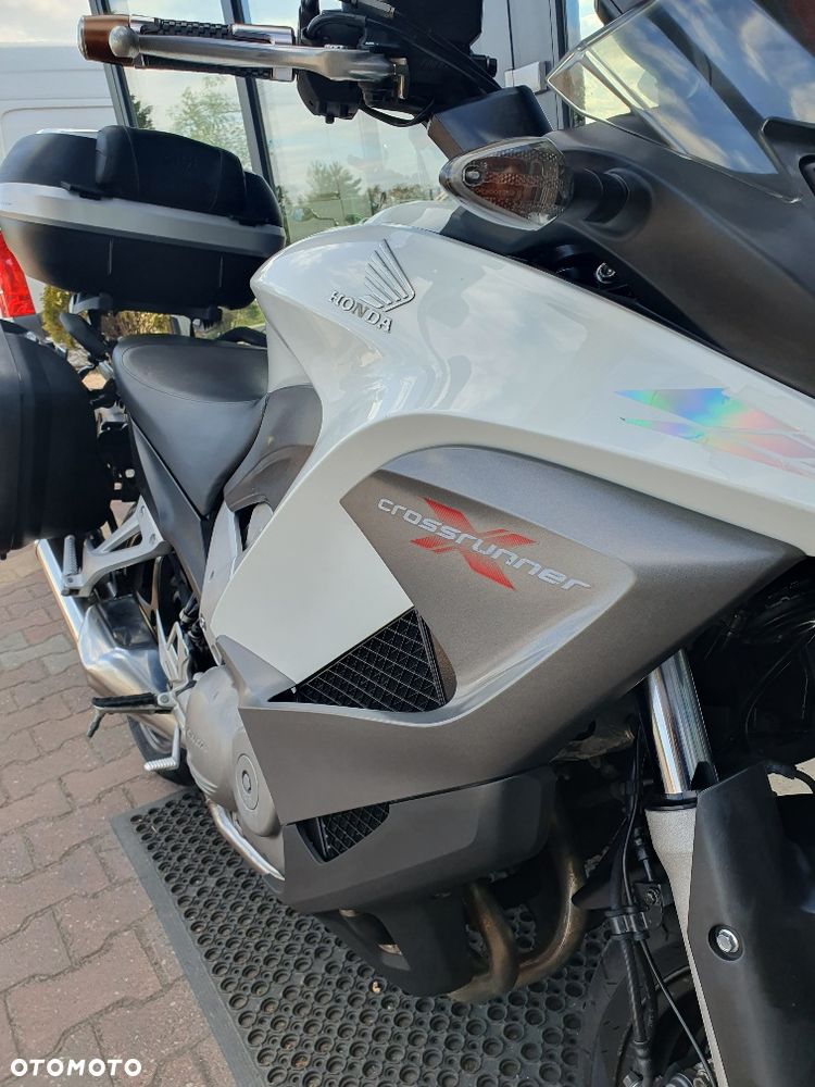 Honda VFR - 13