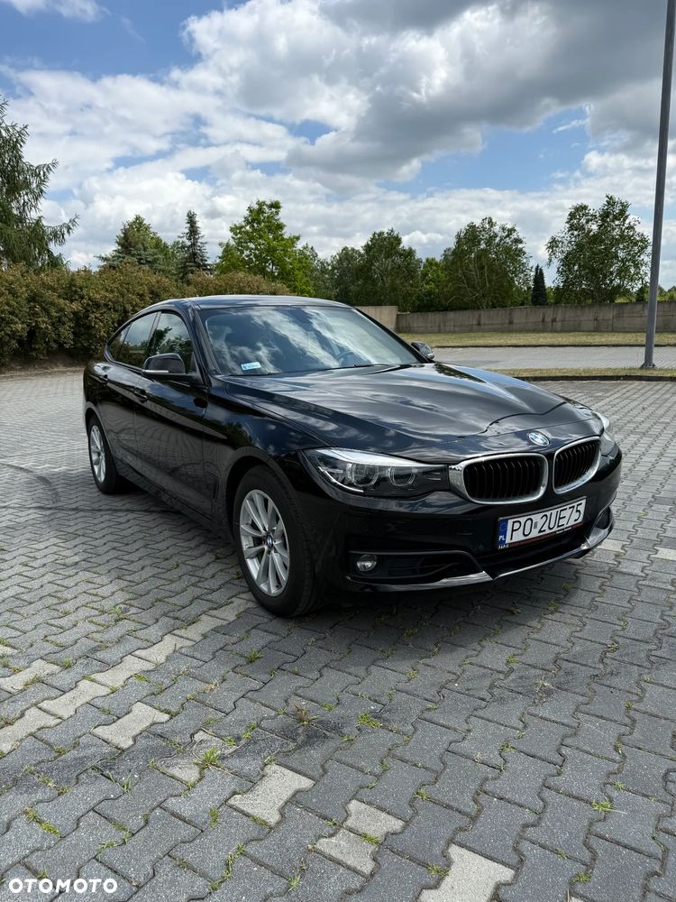 BMW 3GT 320i Advantage - 2