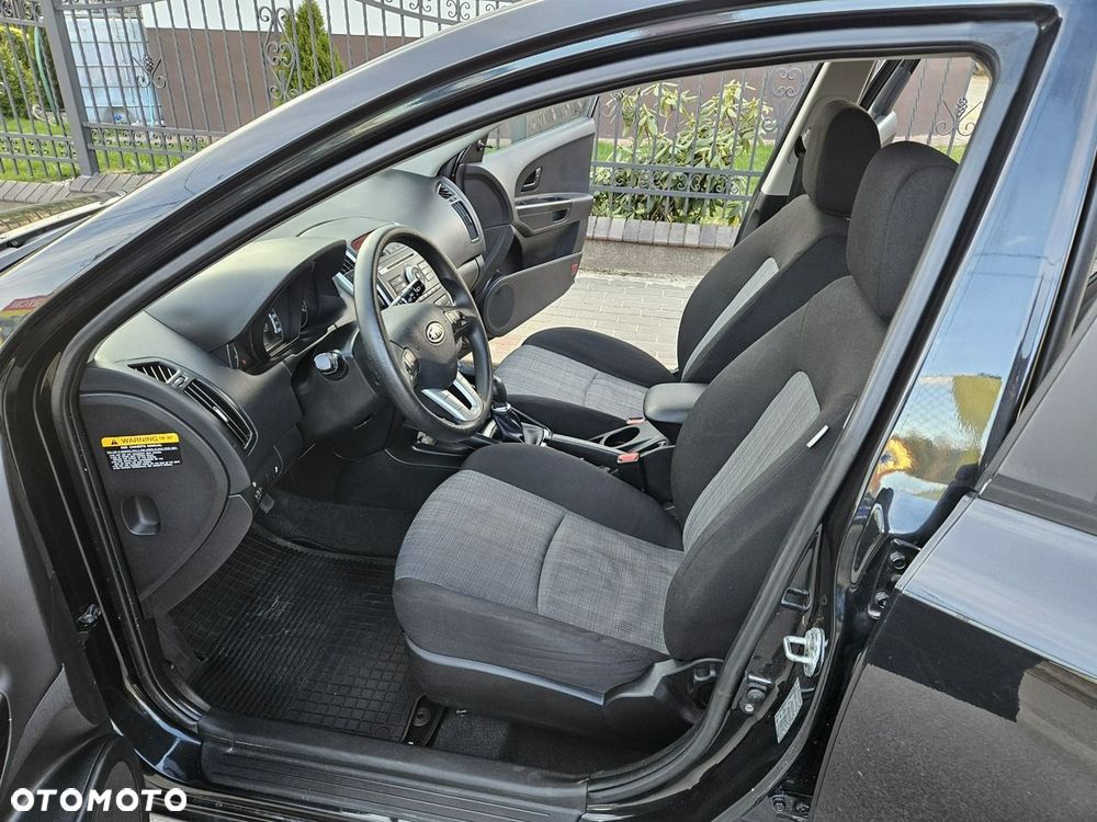 Kia Ceed - 7