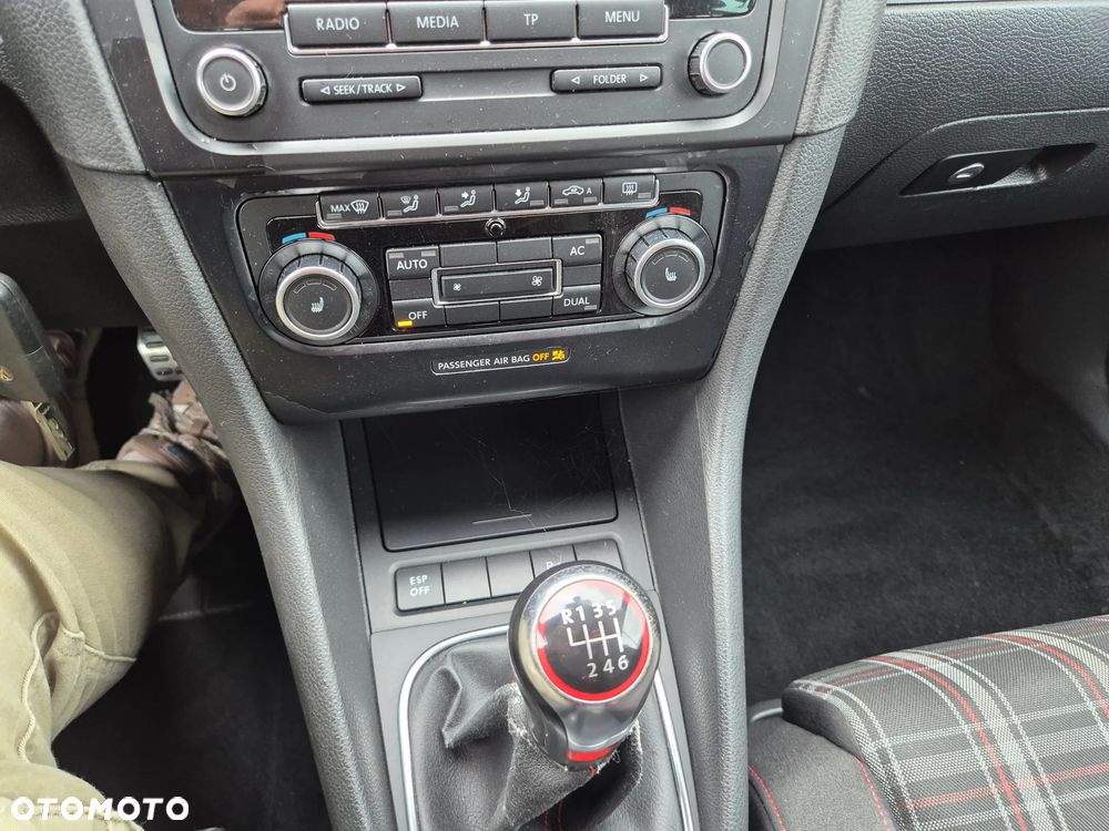 Volkswagen Golf 2.0 GTI - 18