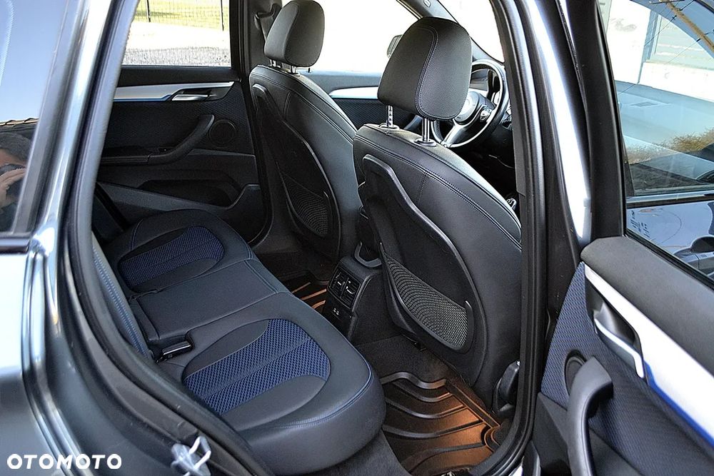 BMW X1 sDrive18d M Sport - 18