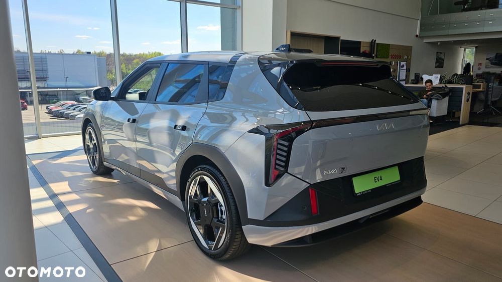 Kia EV4 81.4kWh Business Line - 16