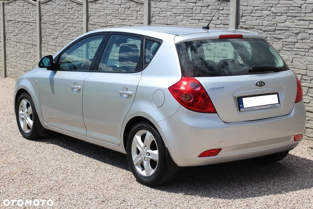 Kia Ceed 1.6 CRDi EX - 3