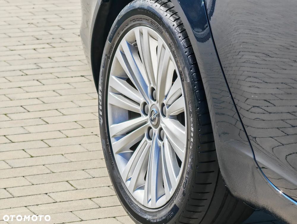 Opel Insignia 2.0 CDTI Cosmo S&S - 23