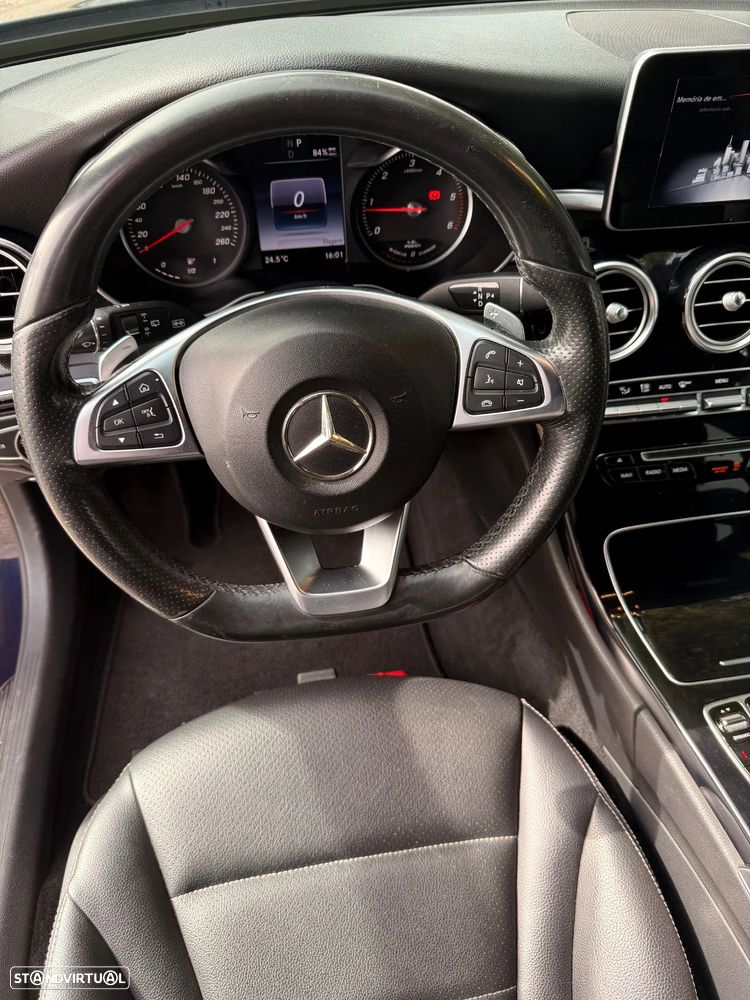 Mercedes-Benz C 300 h AMG Line - 16