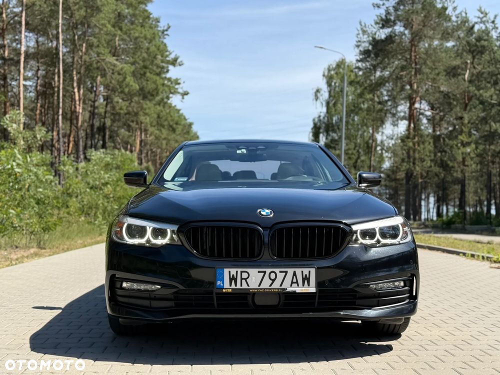 BMW Seria 5 520d Sport Line - 2