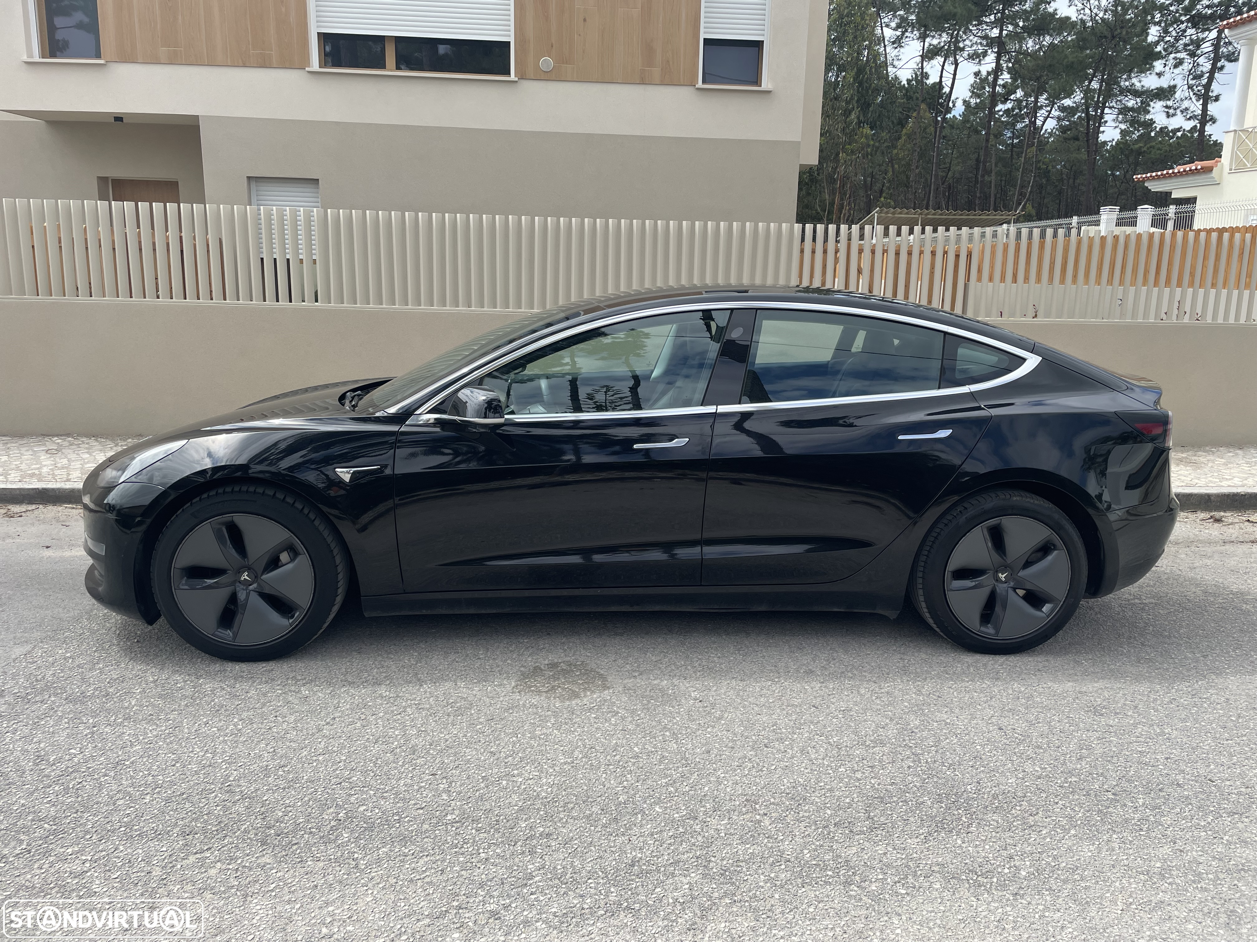Tesla Model 3 Long-Range Dual Motor AWD - 3