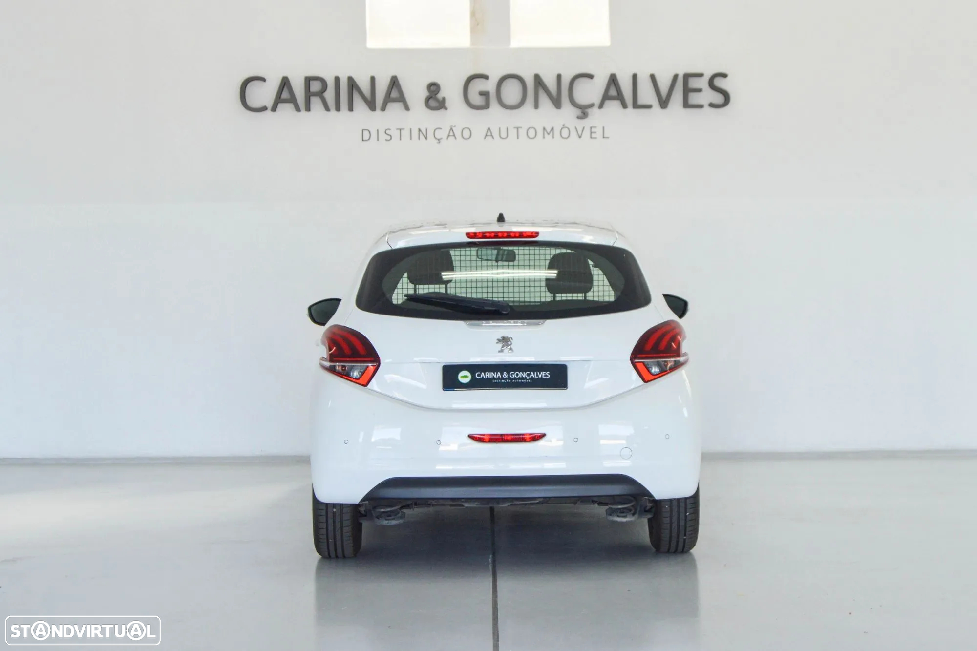 Peugeot 208 Van 1.5 BlueHDI 2L - IVA dedutível - 13