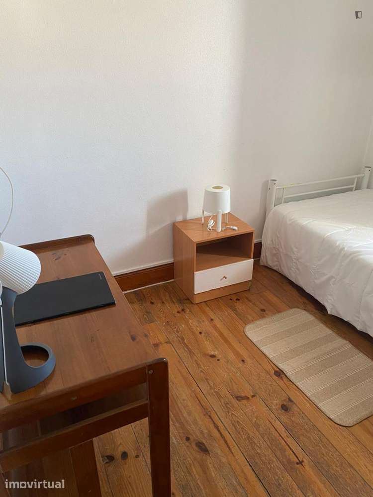 Quarto - localizado em Conchada Coimbra - Grande imagem: 4/16