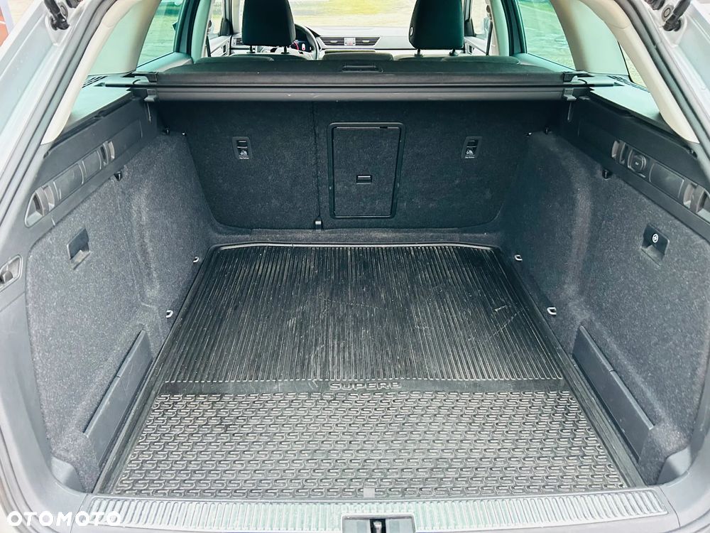 Skoda Superb 2.0 TDI Style DSG7 - 20