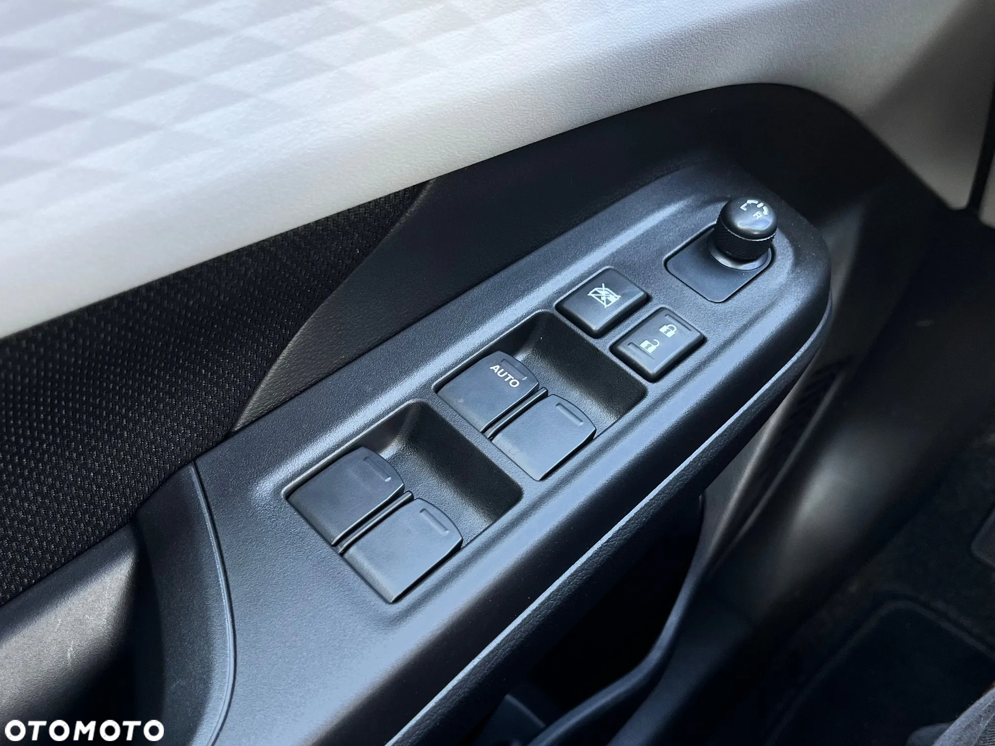 Suzuki Swift - 35