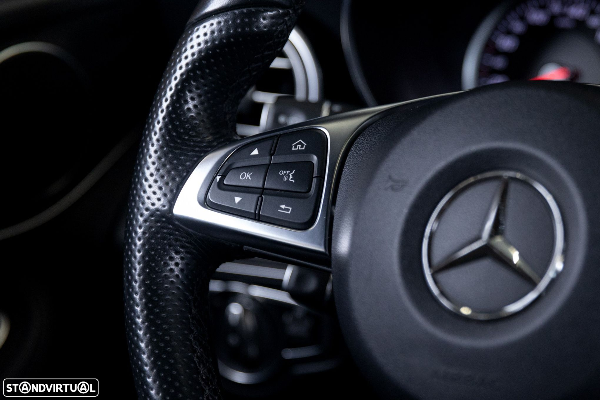 Mercedes-Benz GLC 250 d AMG Line 4-Matic - 23