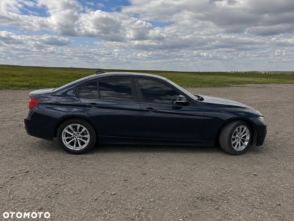BMW Seria 3 320d Edition M Sport Shadow - 6