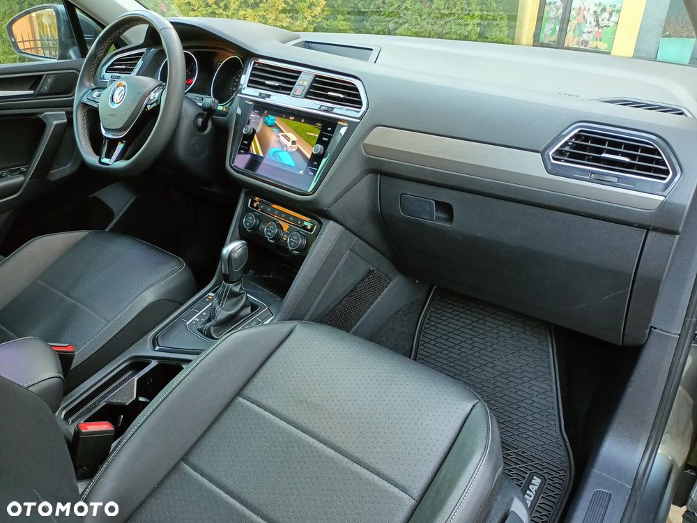 Volkswagen Tiguan - 12