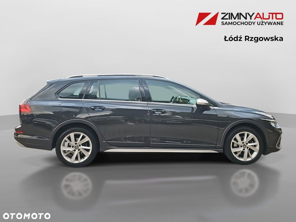 Volkswagen Golf - 11