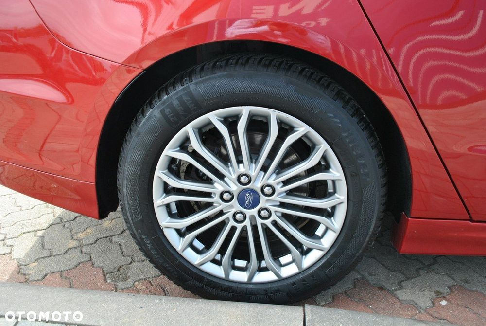 Ford Mondeo 2.0 EcoBlue Titanium - 28