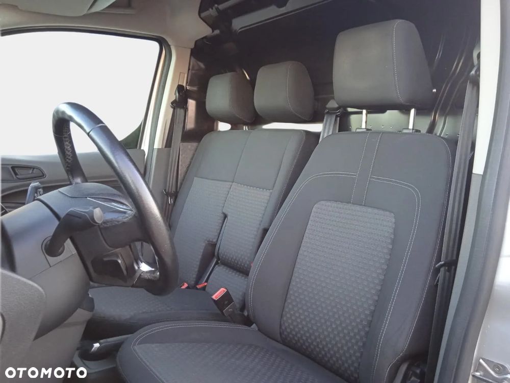 Ford Transit Connect - 31