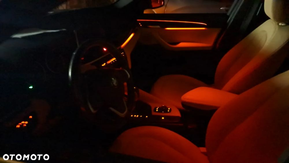 BMW X1 xDrive28i - 14