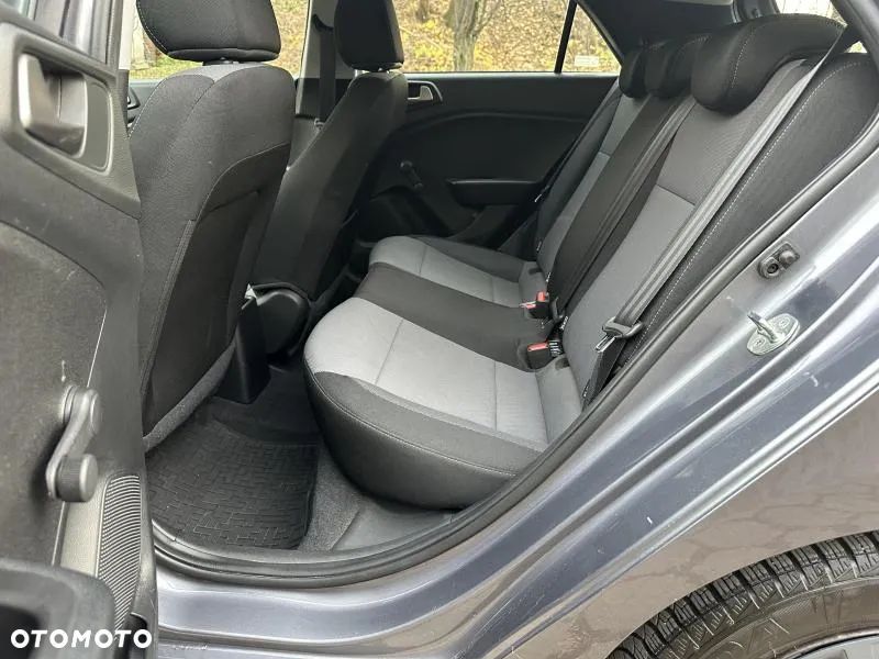 Hyundai i20 1.2 BlueDrive Elegant - 8