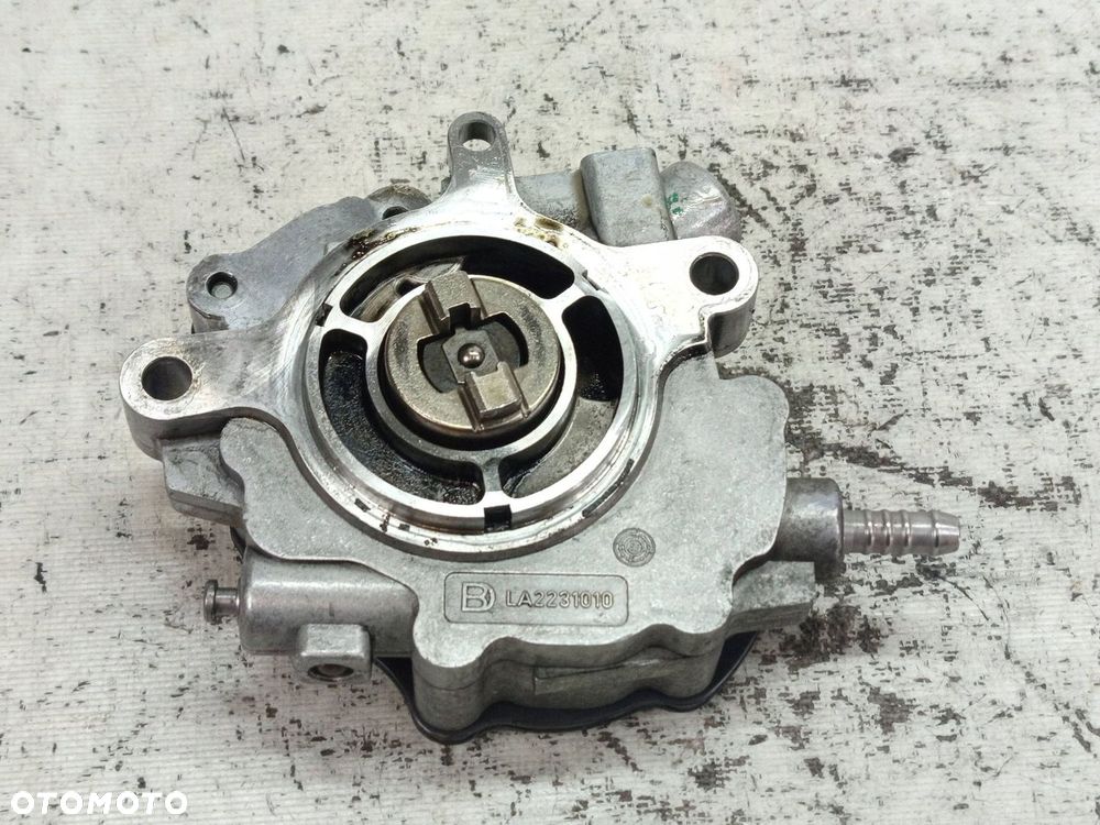 POMPA VACUM VW TOUAREG I 7L 5.0 TDI V10 07Z127025E - 4