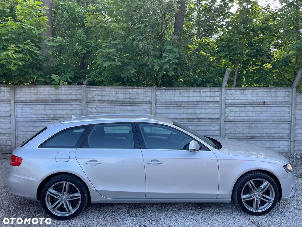 Audi A4 Avant 2.0 TDI DPF Attraction - 3