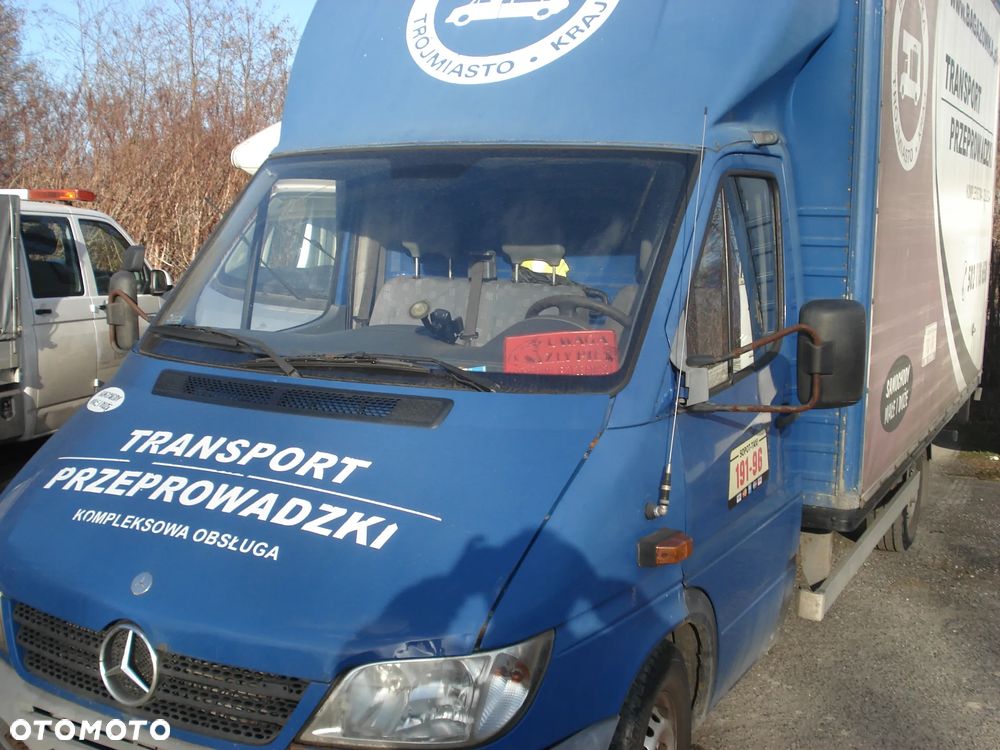 Mercedes-Benz SPRINTER 311 - kontener z windą - 1