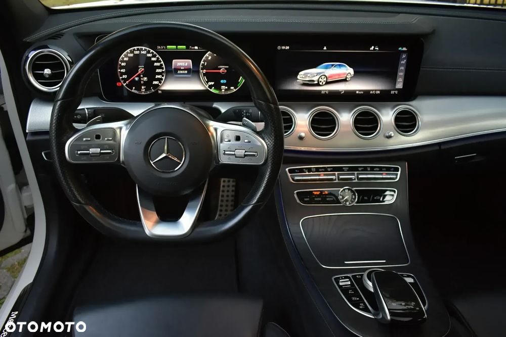 Mercedes-Benz Klasa E - 11
