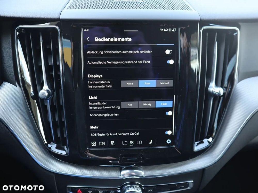 Volvo XC 60 B4 B Plus Dark - 14