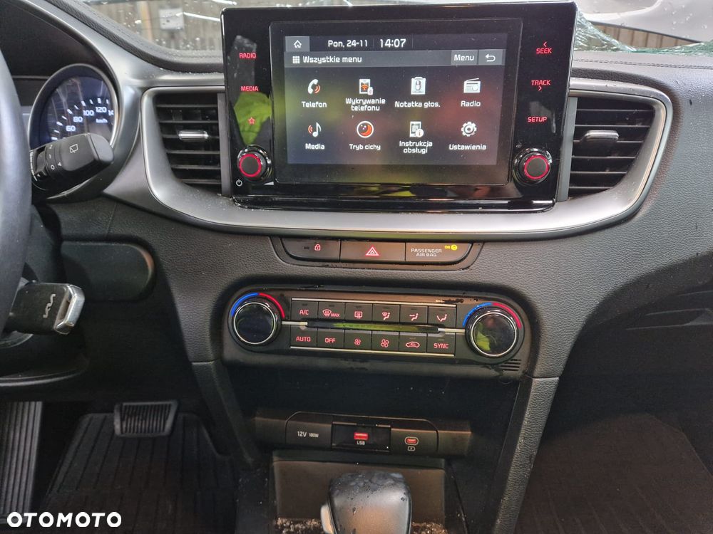 Kia Ceed 1.5 T-GDI M DCT - 12