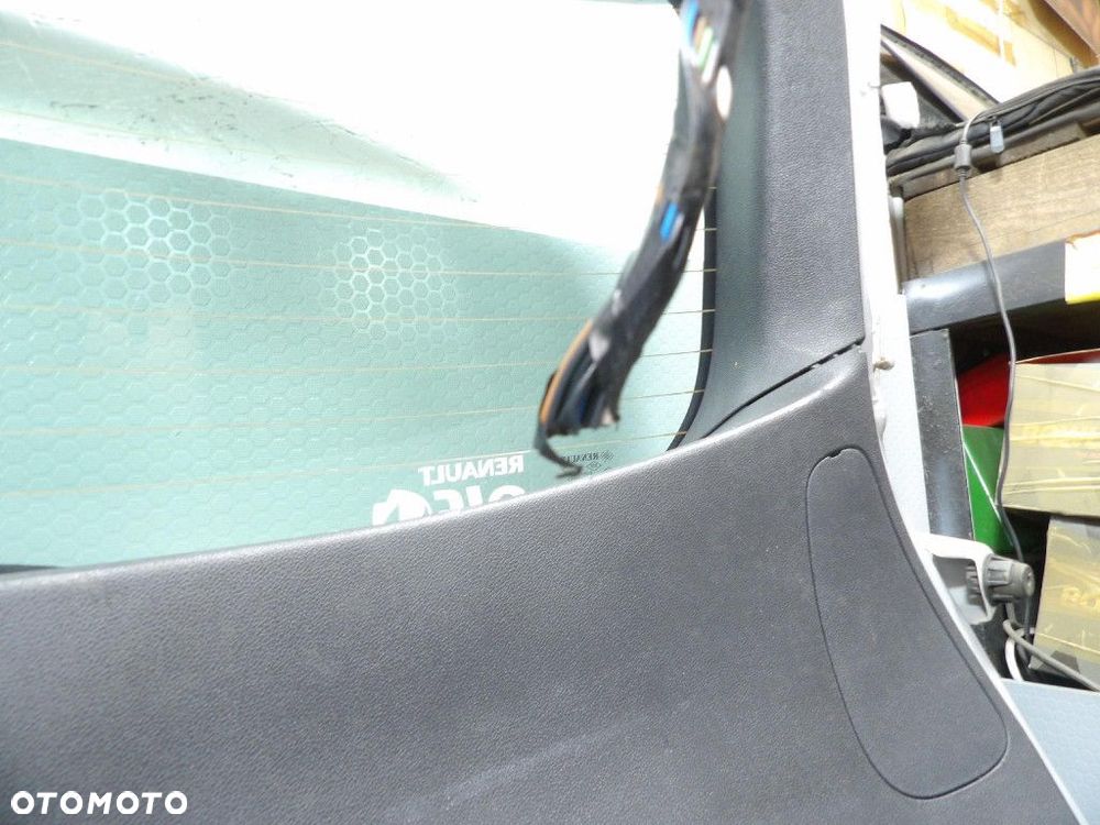 RENAULT CLIO 4 IV KOMBI TYLNA KLAPA TED69 - 4