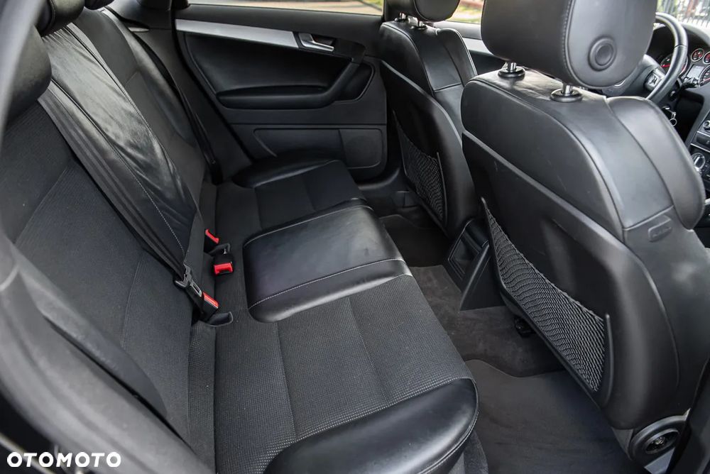 Audi A3 Sportback 1.8 TFSI S tronic S line Sportpaket - 28