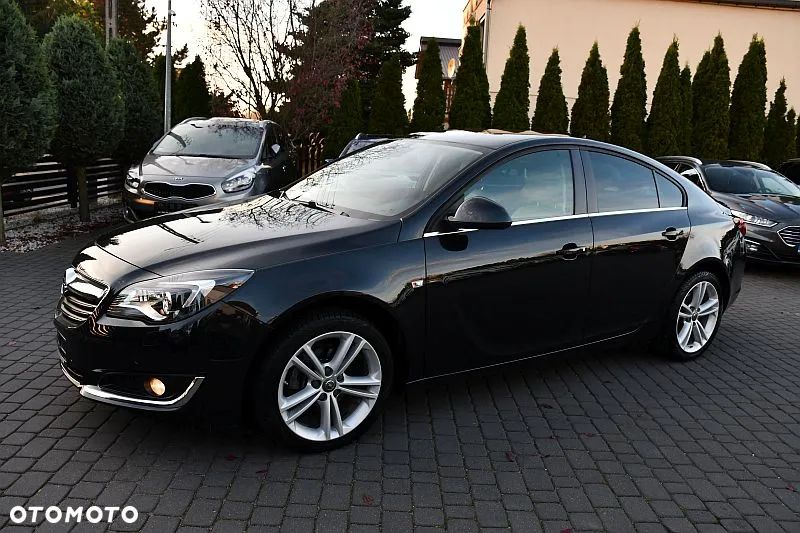Opel Insignia 1.6 T Cosmo S&S - 35