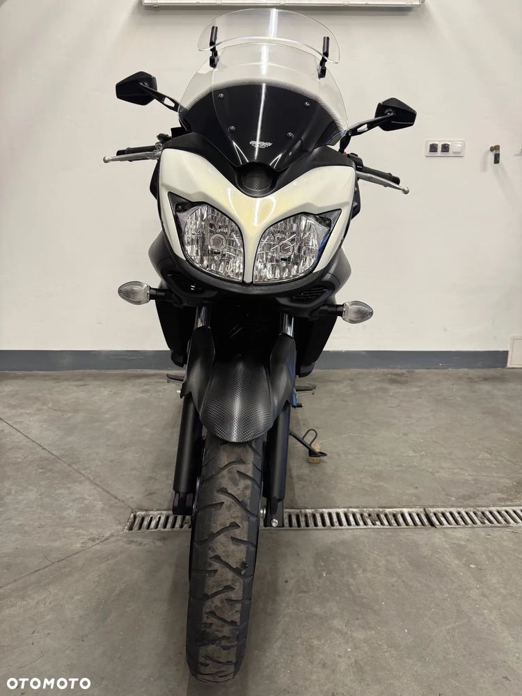 Suzuki V-STROM - 38