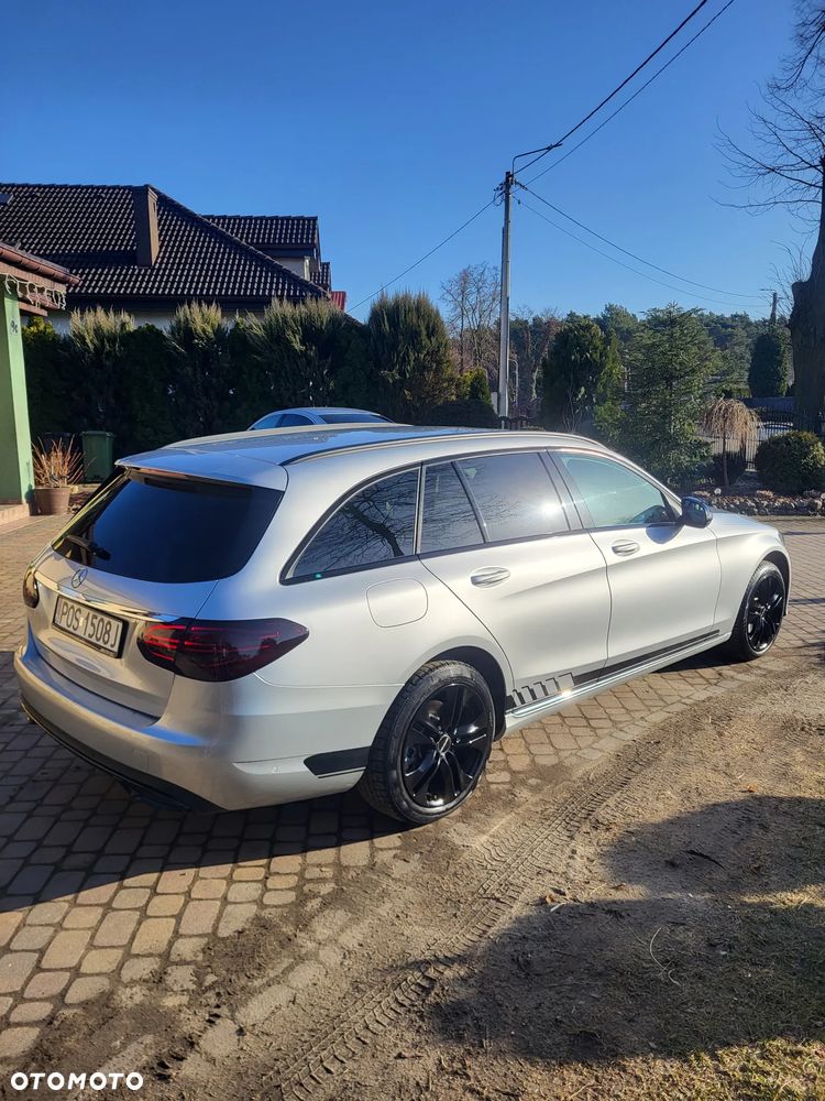 Mercedes-Benz Klasa C 220 d 4MATIC 9G-TRONIC - 9