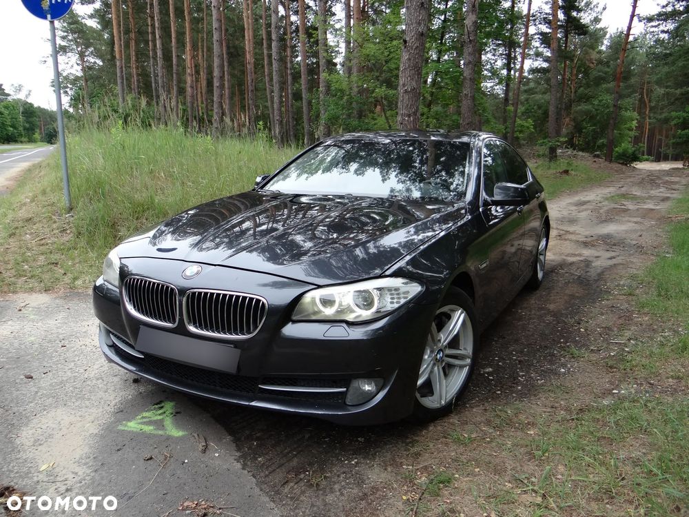BMW Seria 5 525d - 3
