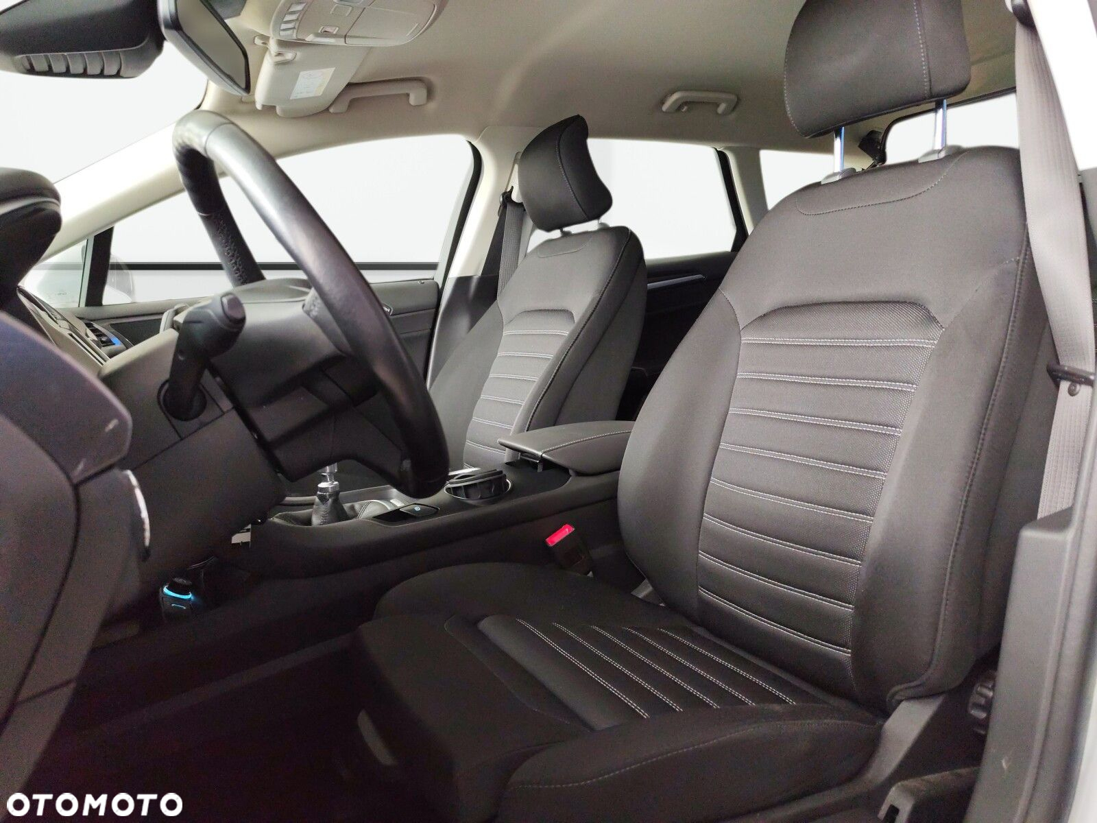 Ford Mondeo - 10